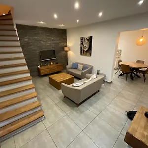 Maison 3 Proximite Aeroport Et Grand Axes Vakantiehuis